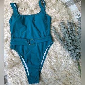 Swimsuit 🩱Small 🏷️